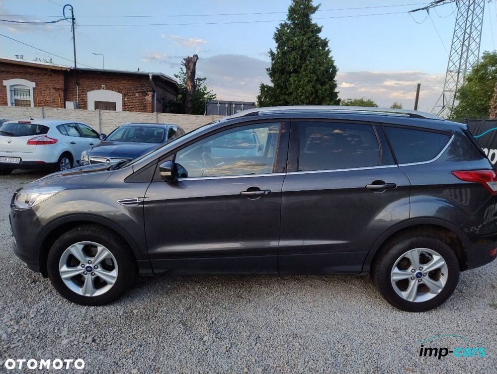 Ford Kuga - 2