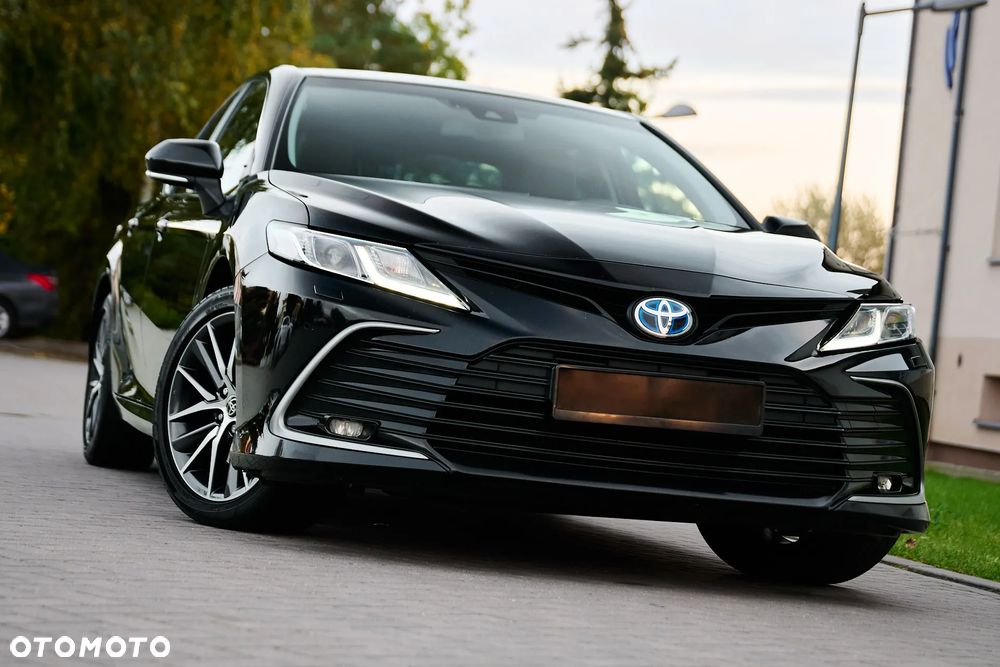 Toyota Camry 2.5 Hybrid Executive CVT - 1