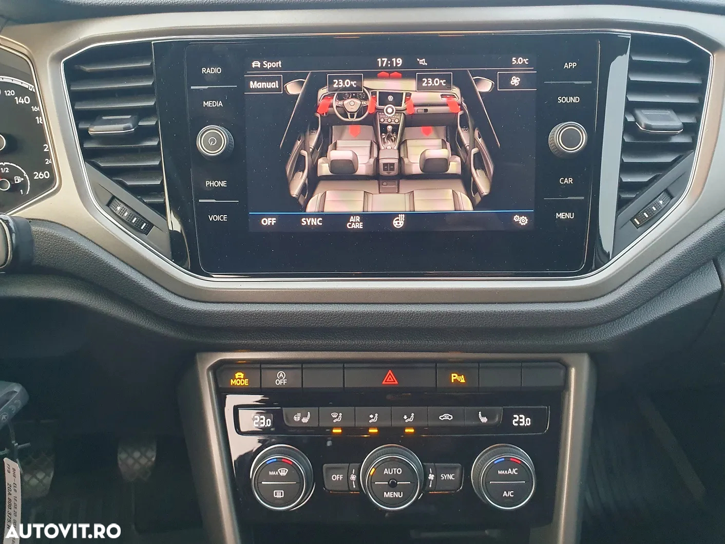 Volkswagen T-ROC - 12