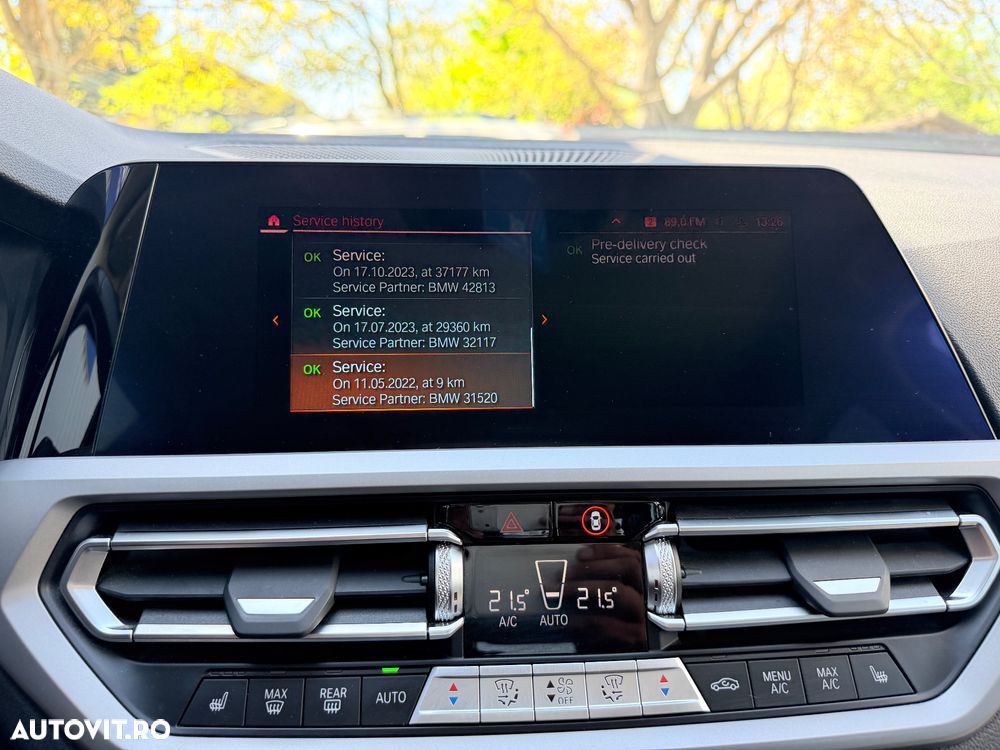 BMW Seria 3 320i AT - 20