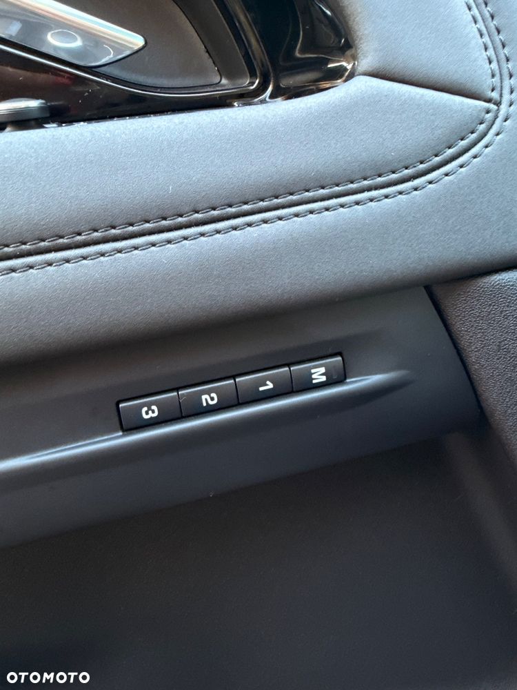 Land Rover Range Rover Evoque D180 R-Dynamic SE - 26