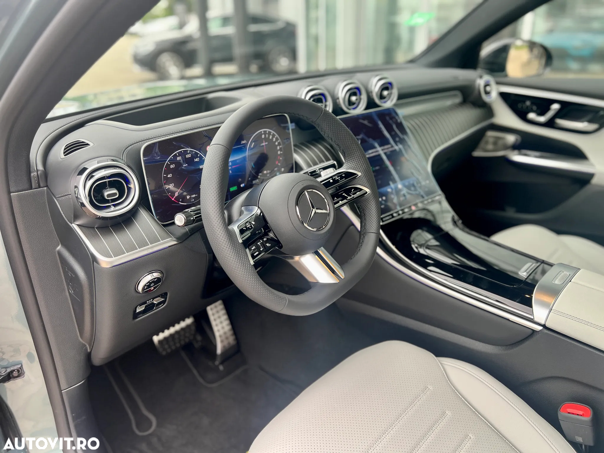 Mercedes-Benz GLC Coupe 300 e 4MATIC - 10