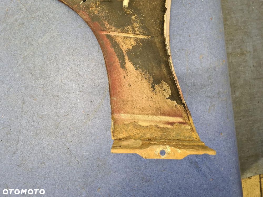 OPEL KADETT E LIFT BŁOTNIK PRZÓD PRAWY - 15