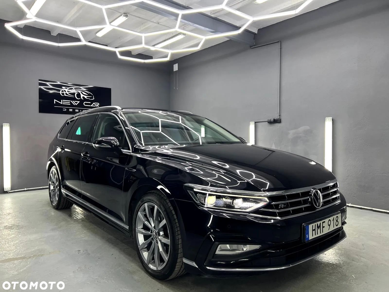 Volkswagen Passat Variant 2.0 TDI SCR DSG 4Motion Business - 1