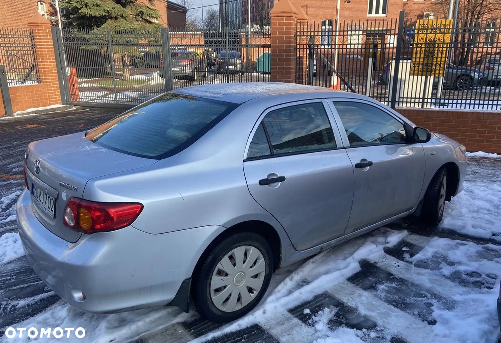 Toyota Corolla 1.6 VVT-i Terra Start - 3