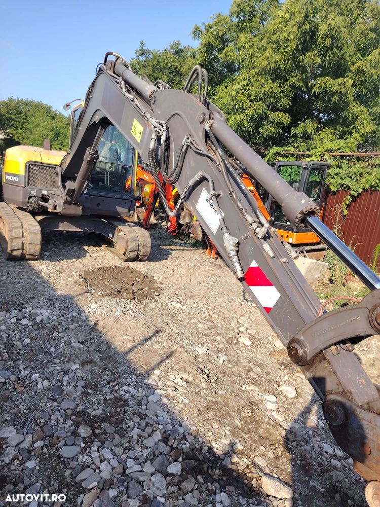 Volvo ECR88 - 14