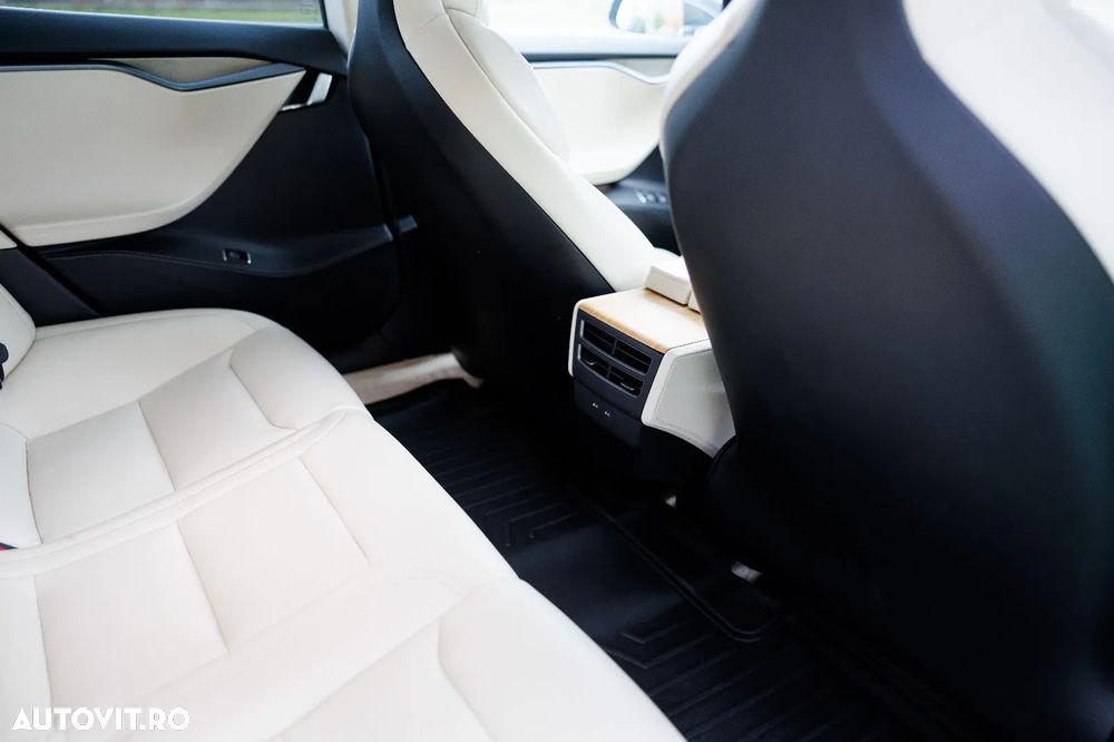Tesla Model S 100D Allradantrieb Performance - 10