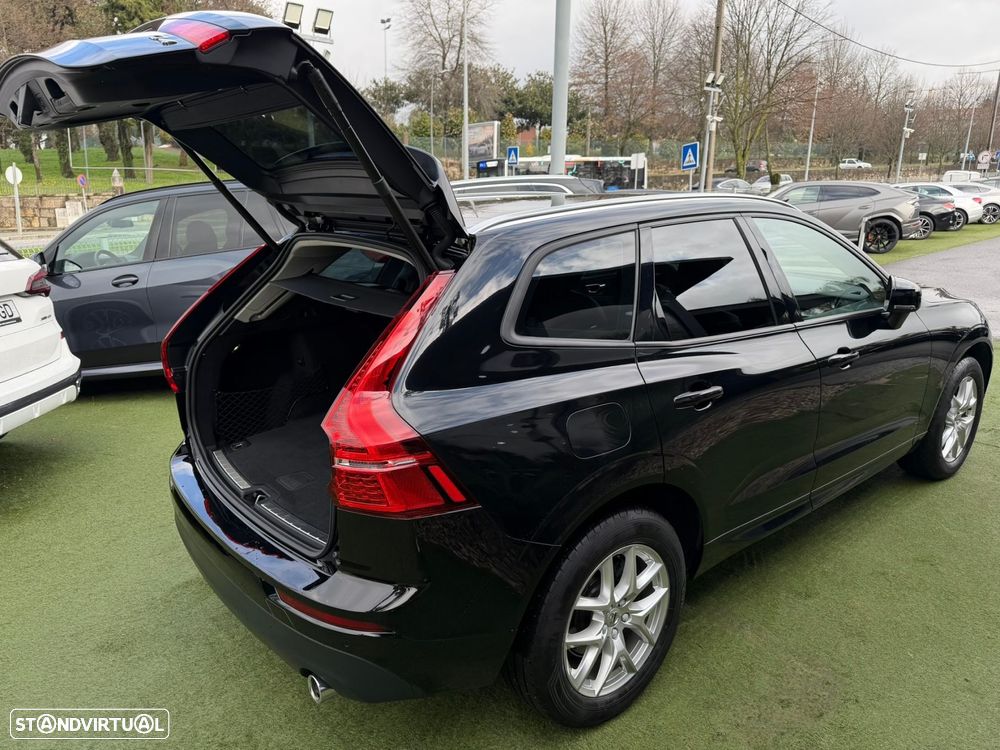 Volvo XC 60 2.0 D4 Momentum Geartronic - 50