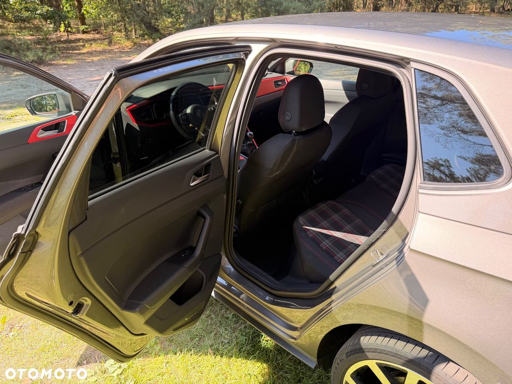 Volkswagen Polo 2.0 TSI OPF GTI - 12
