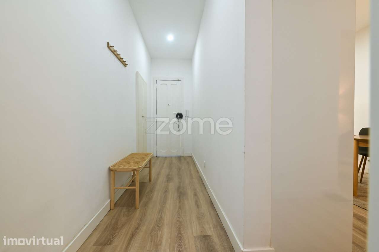 T2 Remodelado Avenidas Novas - Grande imagem: 4/22
