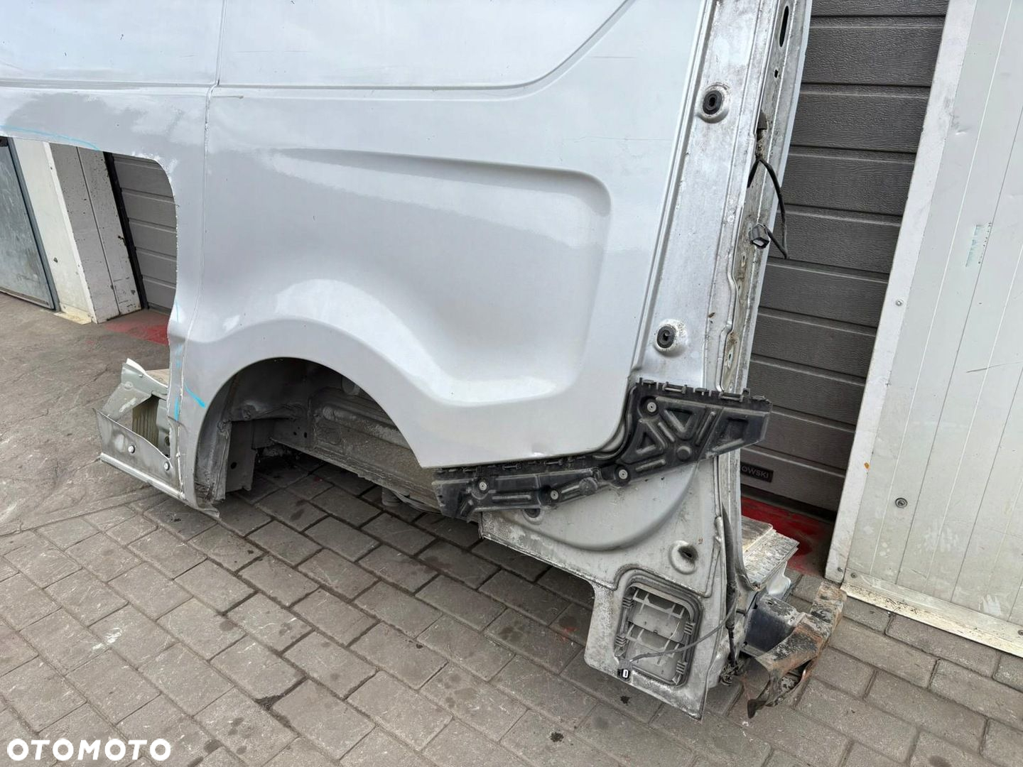 RENAULT TRAFIC III BOK LEWY BŁOTNIK SŁUPEK - 6