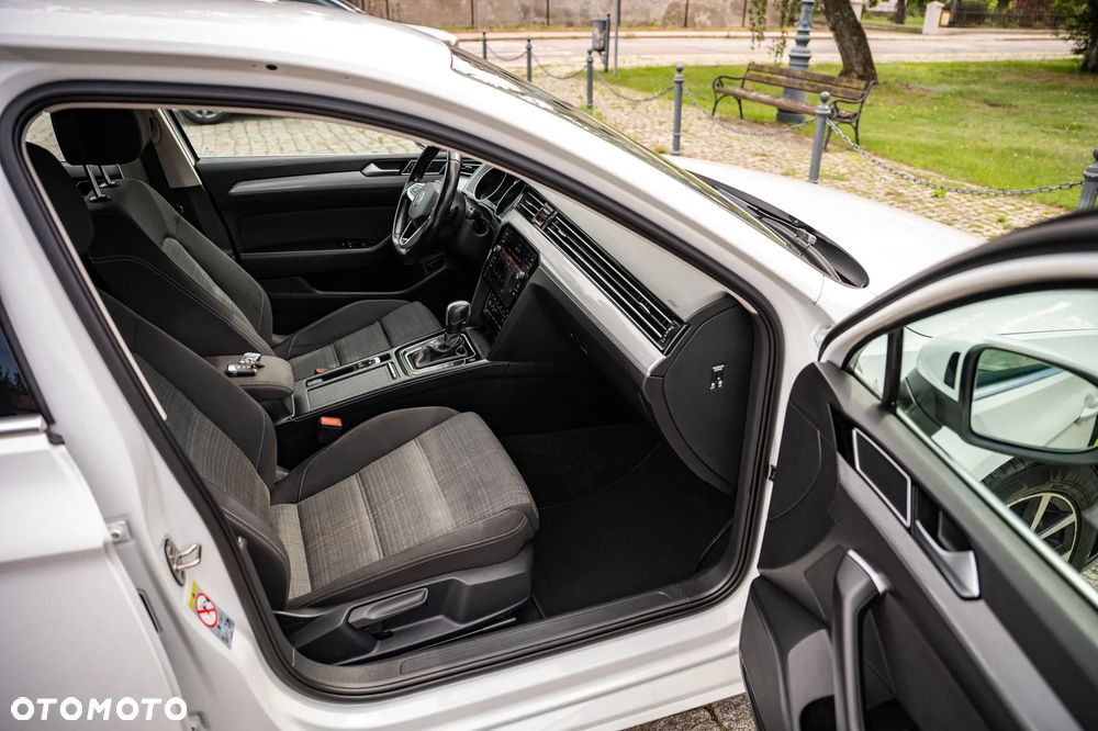 Volkswagen Passat 1.5 TSI EVO Comfortline DSG - 29