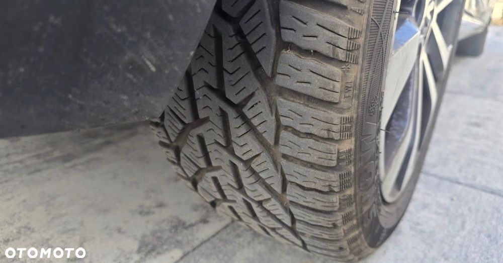 Renault Megane 1.3 TCe Intens EDC - 15