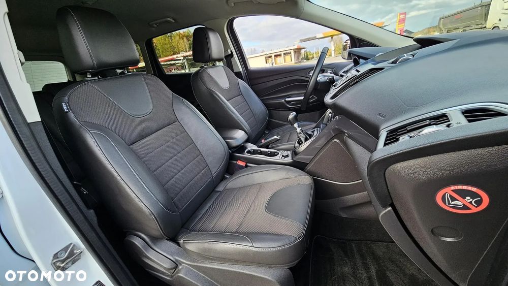Ford Kuga 2.0 TDCi 4x4 Trend - 27