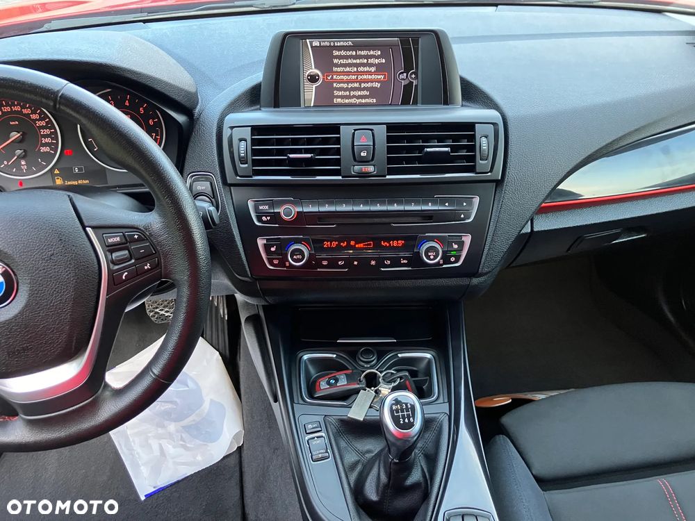 BMW Seria 1 120i Edition Lifestyle - 24