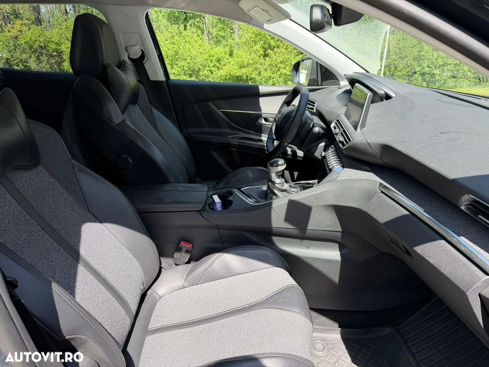 Peugeot 3008 2.0 BlueHDI S&S Allure - 10