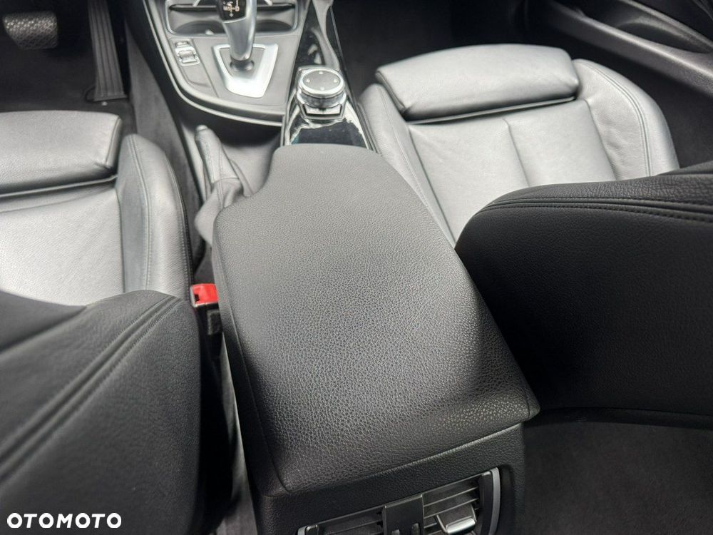BMW Seria 3 - 22