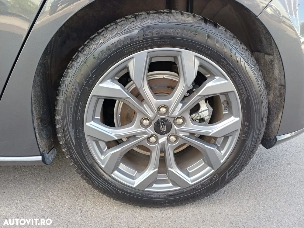 Ford Focus 1.5 EcoBlue Start-Stopp-System Aut. ST-LINE DESIGN - 27