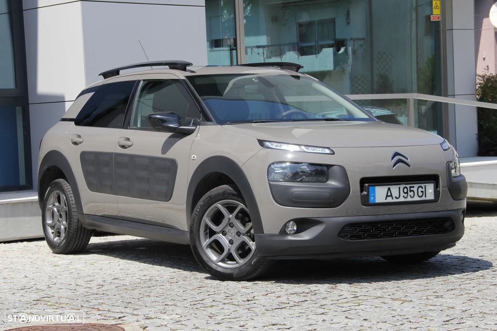 Citroën C4 Cactus 1.2 PureTech Shine - 1