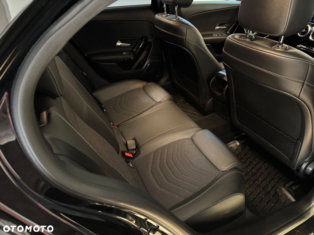 Mercedes-Benz Klasa A 180 d 7G-DCT Progressive - 15