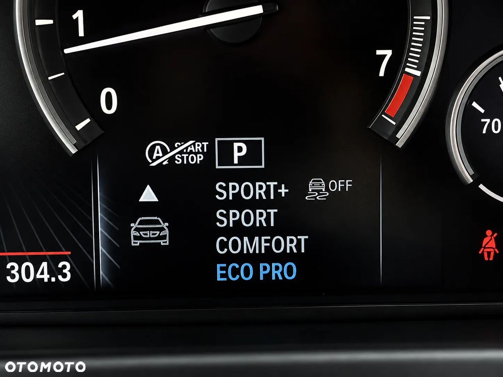 BMW X6 xDrive50i - 31