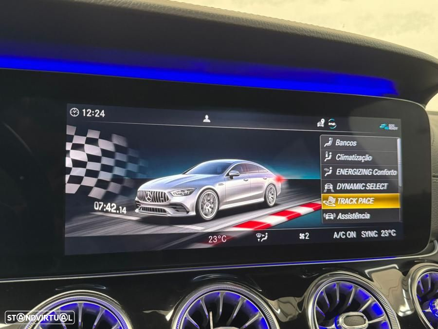 Mercedes-Benz AMG GT 53 4Matic+ - 41