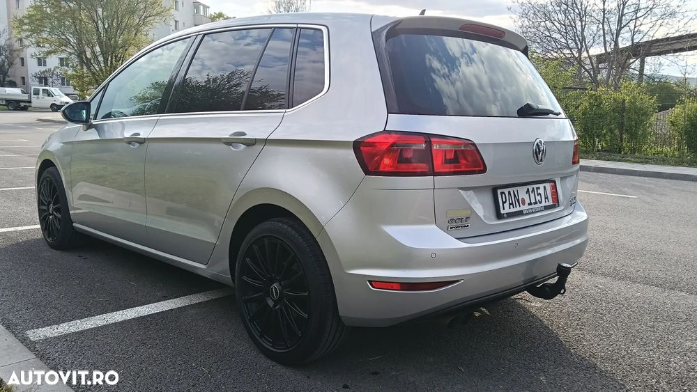 Volkswagen Golf 2.0 TDI SCR Highline - 3