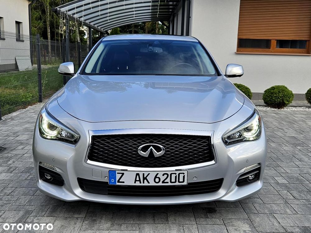 Infiniti Q50 - 24
