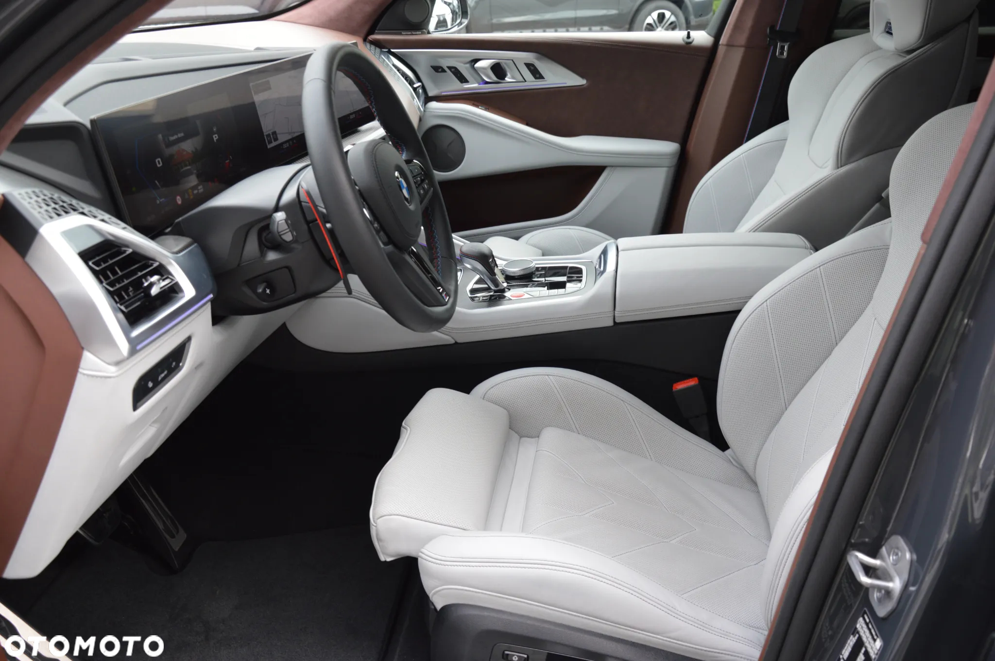 BMW XM PHEV sport - 16