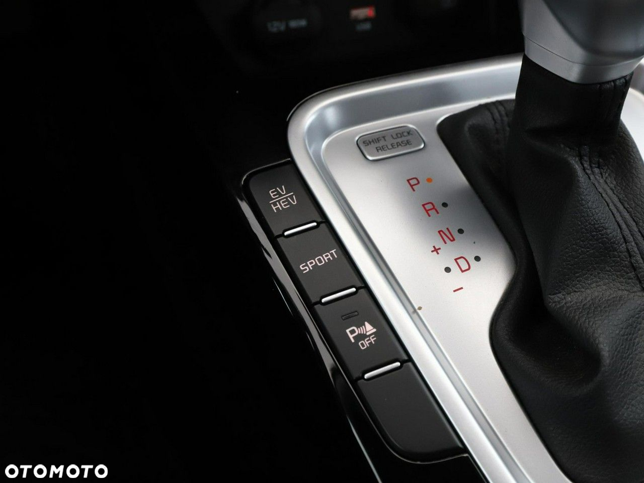 Kia XCeed 1.6 GDI DCT6 OPF Plug-in-Hybrid VISION - 32