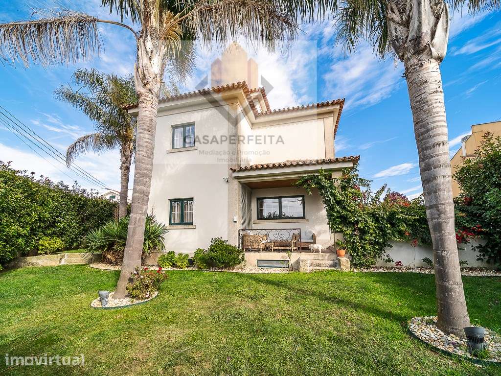 Deslumbrante Moradia T4 Luxuosa de 4 Frentes com Jardim e Terraço -... - Grande imagem: 2/60