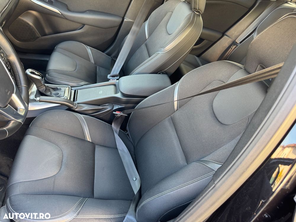 Volvo V40 T3 Aut. Inscription - 9