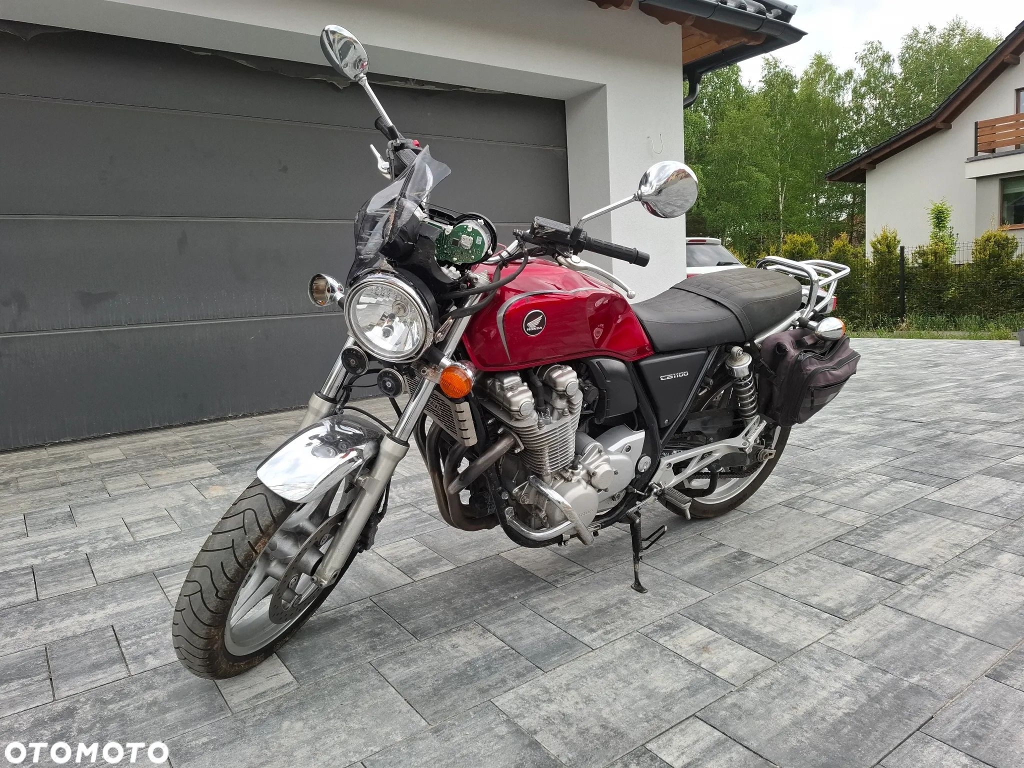 Honda CB - 1