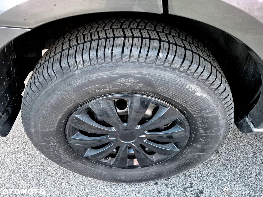 Kia Sorento 2.4 LX - 21