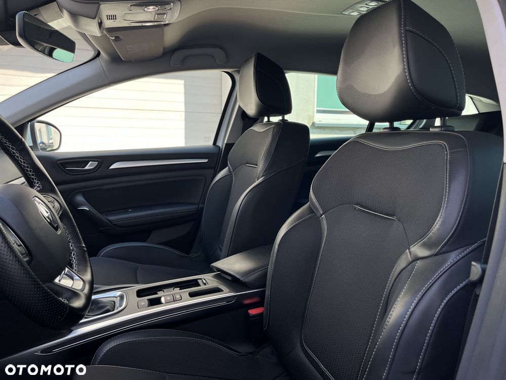 Renault Megane - 11