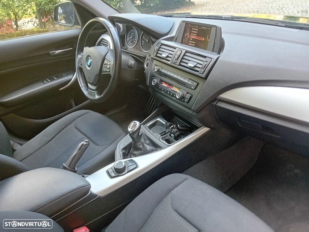 BMW 116 d Line Urban - 18