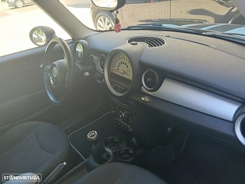 MINI Clubman One D - 22