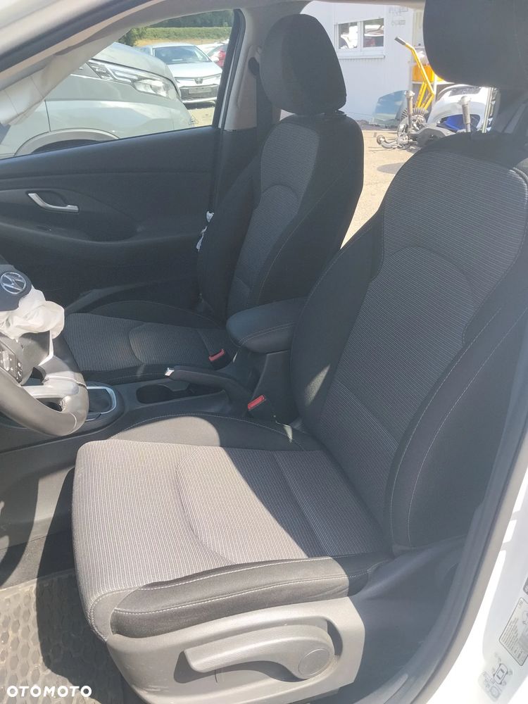 Hyundai i30 - 17