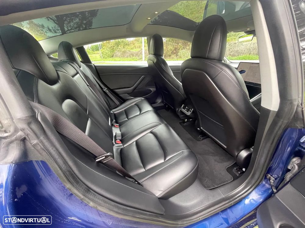 Tesla Model 3 Long-Range Dual Motor AWD - 19