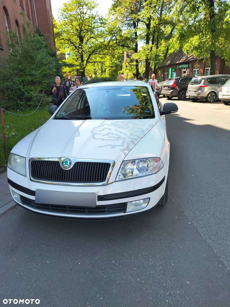 Skoda Octavia 1.6 Tour Classic - 12