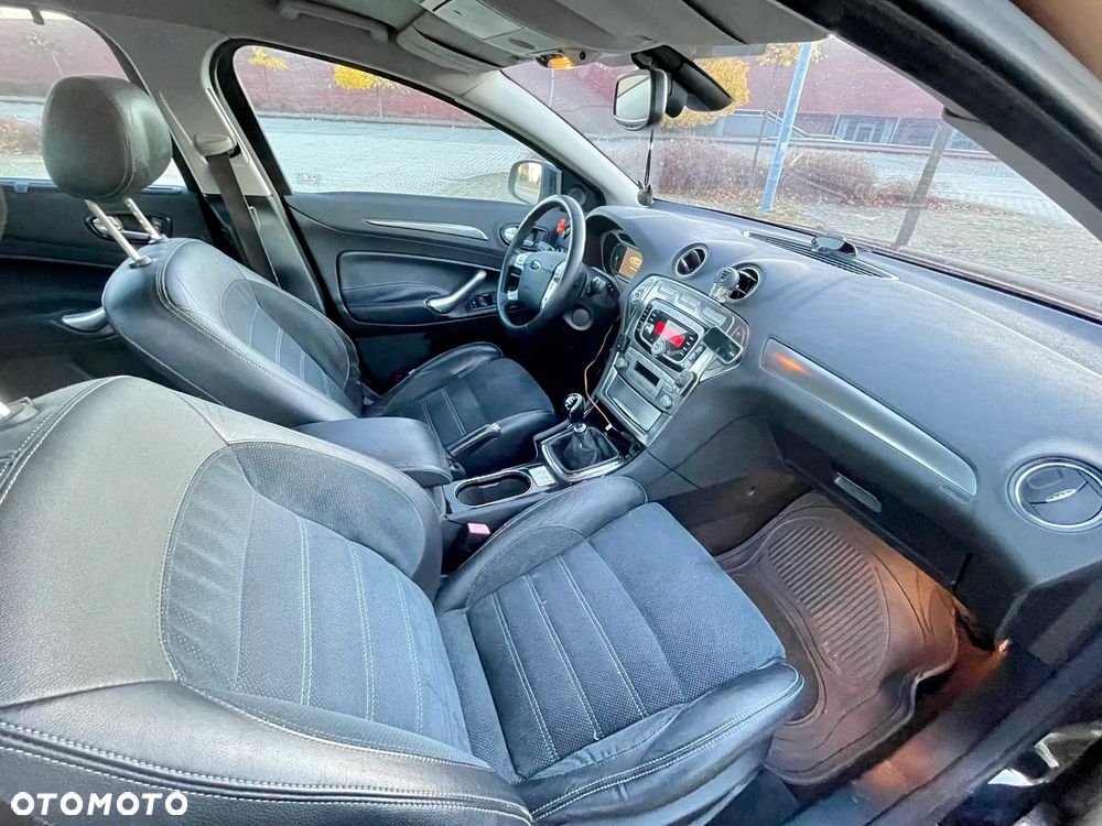 Ford Mondeo 2.5 Titanium X - 7