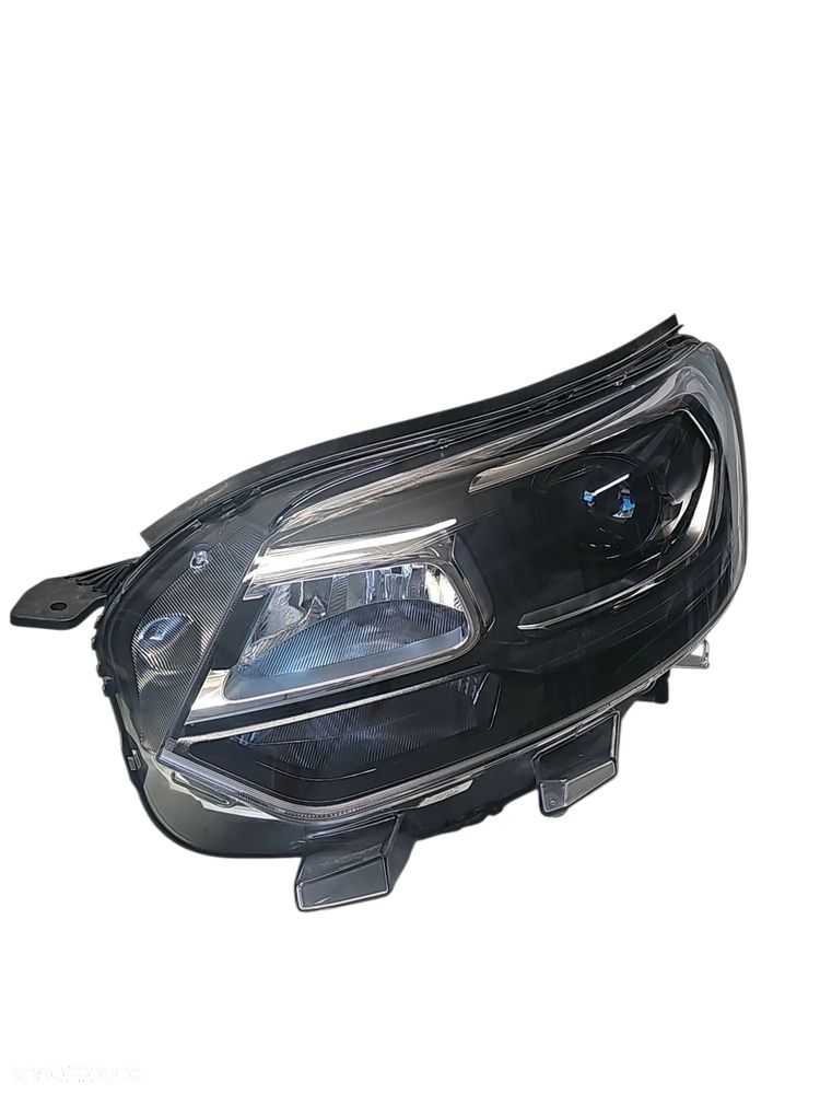 lampa przód reflektor CITROEN JUMPY III Spacetourer XENON - 2 lampa przód reflektor CITROEN JUMPY III Spacetourer XENON - 3 lampa przód reflektor CITROEN JUMPY III Spacetourer XENON - 4 lampa przód reflektor CITROEN JUMPY III Spacetourer XENON - 5 lampa przód reflektor CITROEN JUMPY III Spacetourer XENON - 6 lampa przód reflektor CITROEN JUMPY III Spacetourer XENON - 7 lampa przód reflektor CITROEN JUMPY III Spacetourer XENON - 8 lampa przód reflektor CITROEN JUMPY III Spacetourer XENON - 9 lampa przód reflektor CITROEN JUMPY III Spacetourer XENON - 1 lampa przód reflektor CITROEN JUMPY III Spacetourer XENON - 2 lampa przód reflektor CITROEN JUMPY III Spacetourer XENON - 3 lampa przód reflektor CITROEN JUMPY III Spacetourer XENON - 4 lampa przód reflektor CITROEN JUMPY III Spacetourer XENON - 5 lampa przód reflektor CITROEN JUMPY III Spacetourer XENON - 6 lampa przód reflektor CITROEN JUMPY III Spacetourer XENON - 7 lampa przód reflektor CITROEN JUMPY III Spacetourer XENON - 8 lampa przód reflektor CITROEN JUMPY III Spacetourer XENON - 9 Opis  Zgłoś lampa lewa xenon led reflektor XENON LED z modułem czarny środek  Citroen Jumpy III Peugeot Spacetourer  proszę porównać nr części z naklejki   zaczepy mocowania kompletne , ładna czysta w środku  1 dolne ucho było tylko podspawane , nie widoczne po montażu     24 czerwca 2025 9:58   ID: 6136412443  Szczegóły Podstawowe  Tytuł  lampa przód reflektor CITROEN JUMPY III Spacetourer XENON  Dostawa  Tak  Producent części  Citroen  Model pojazdu  Jumpy Combi  Marka pojazdu  Citroën  Numer referencyjny producenta  9808569080-00  Stan  Używany  Kup ten pojazd na raty Oblicz  Informacje o sprzedającym M.K.O Parts  Firma  Bardzo sprawnie odpowiada  Sprzedający na OTOMOTO od 2024  Prawa konsumentów na OTOMOTO  Kontakt bezpośredni   Napisz  Wyświetl numery Więcej opcji kontaktu  Zobacz więcej ofert (709) tego sprzedawcy  Godziny otwarcia  poniedziałek  09:00 - 17:00  wtorek  09:00 - 17:00  środa  09:00 - 17:00  czwartek  09:00 - 17:00  piątek  09:00 - 17:00  sobota  09:00 - 12:00  niedziela  Zamknięte  Znajdź na mapie  Strachowice 3B - 59-241 Leg Legnickie Pole, legnicki, Dolnośląskie (Polska)  lampa przód reflektor CITROEN JUMPY III Spacetourer XENON - 2