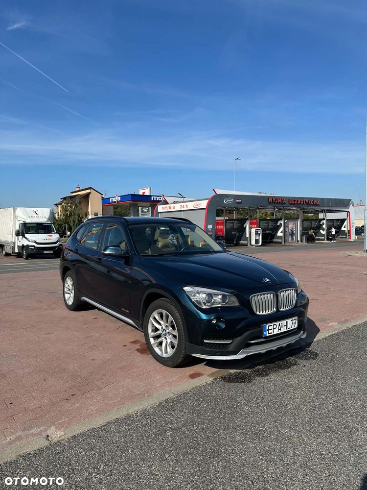 BMW X1 xDrive28i xLine - 1