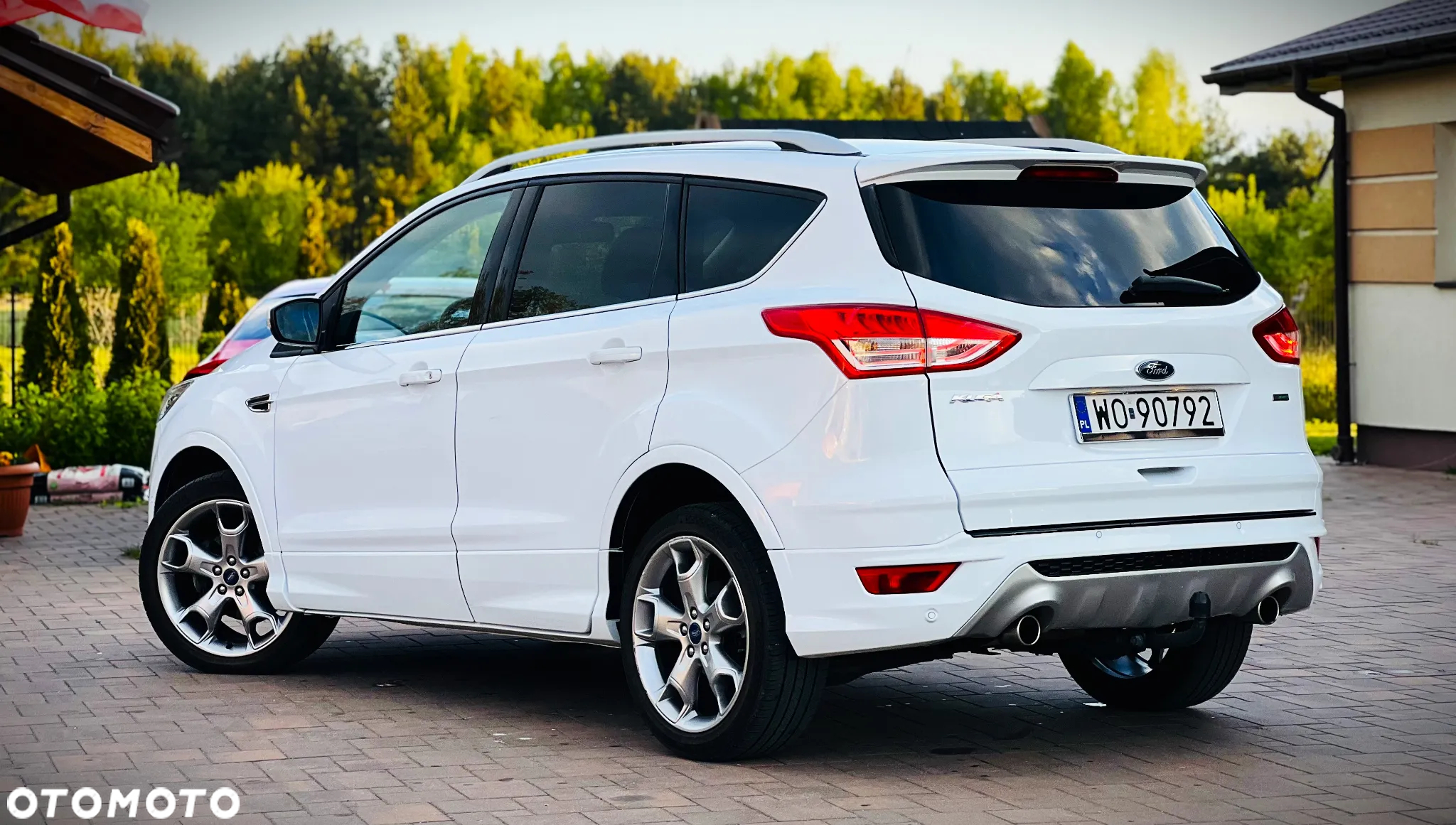 Ford Kuga 1.5 EcoBoost 2x4 ST-Line - 3