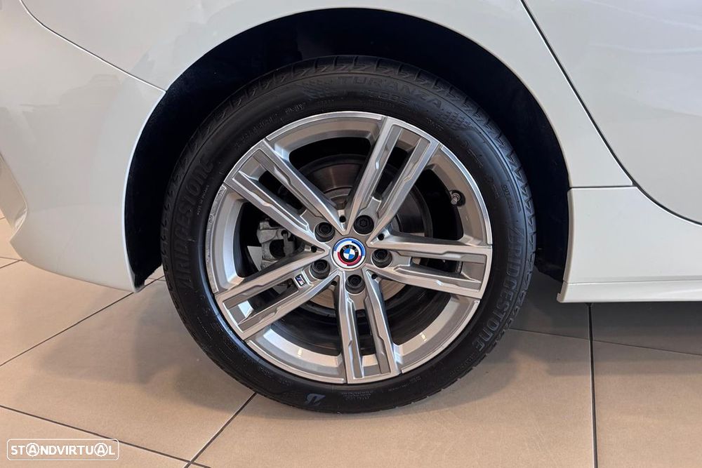 BMW 116 i Pack Desportivo M - 5