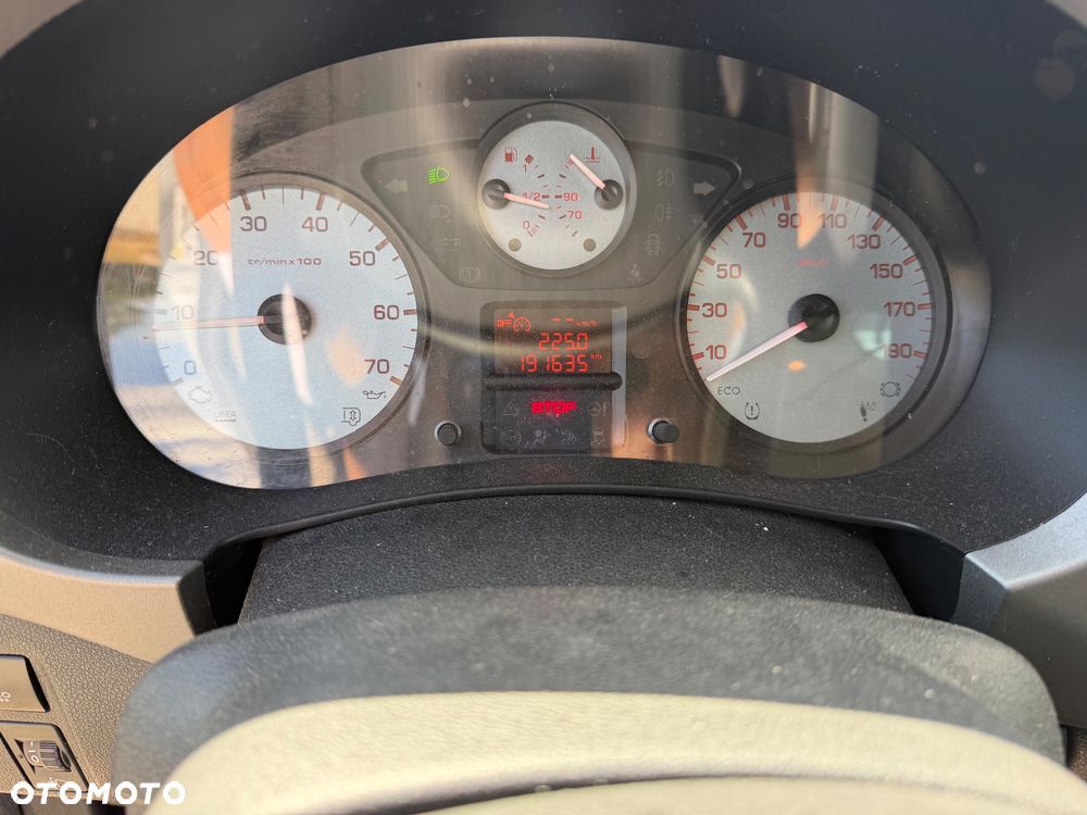 Peugeot Partner BlueHDi 120 Stop&Start Allure - 19