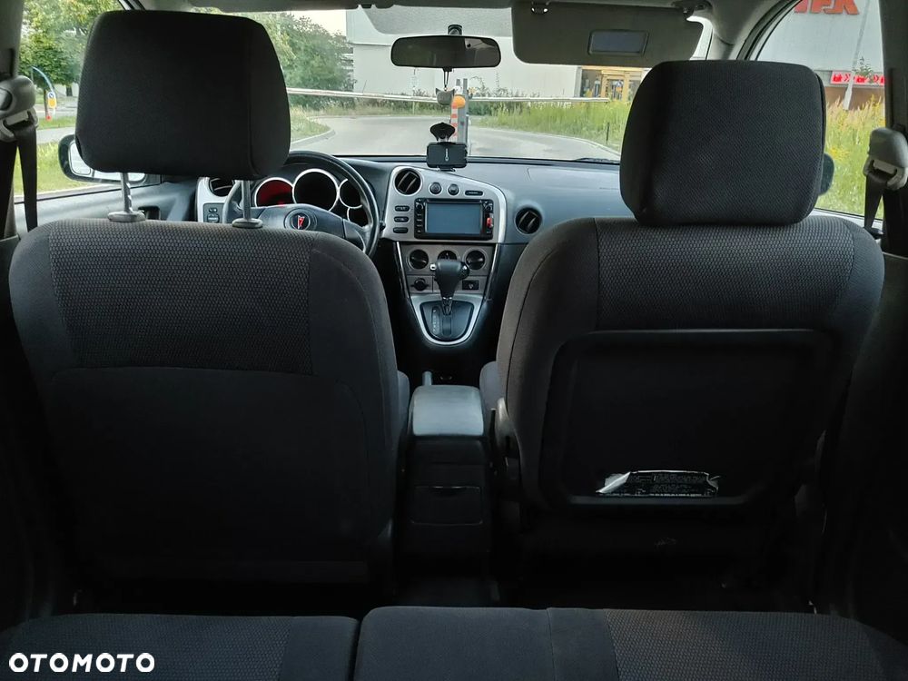 Pontiac Vibe - 12
