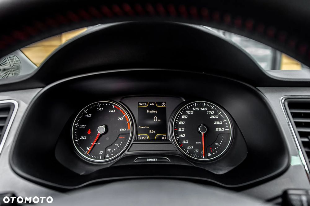 Seat Leon 1.8 TSI Start&Stop DSG FR - 24