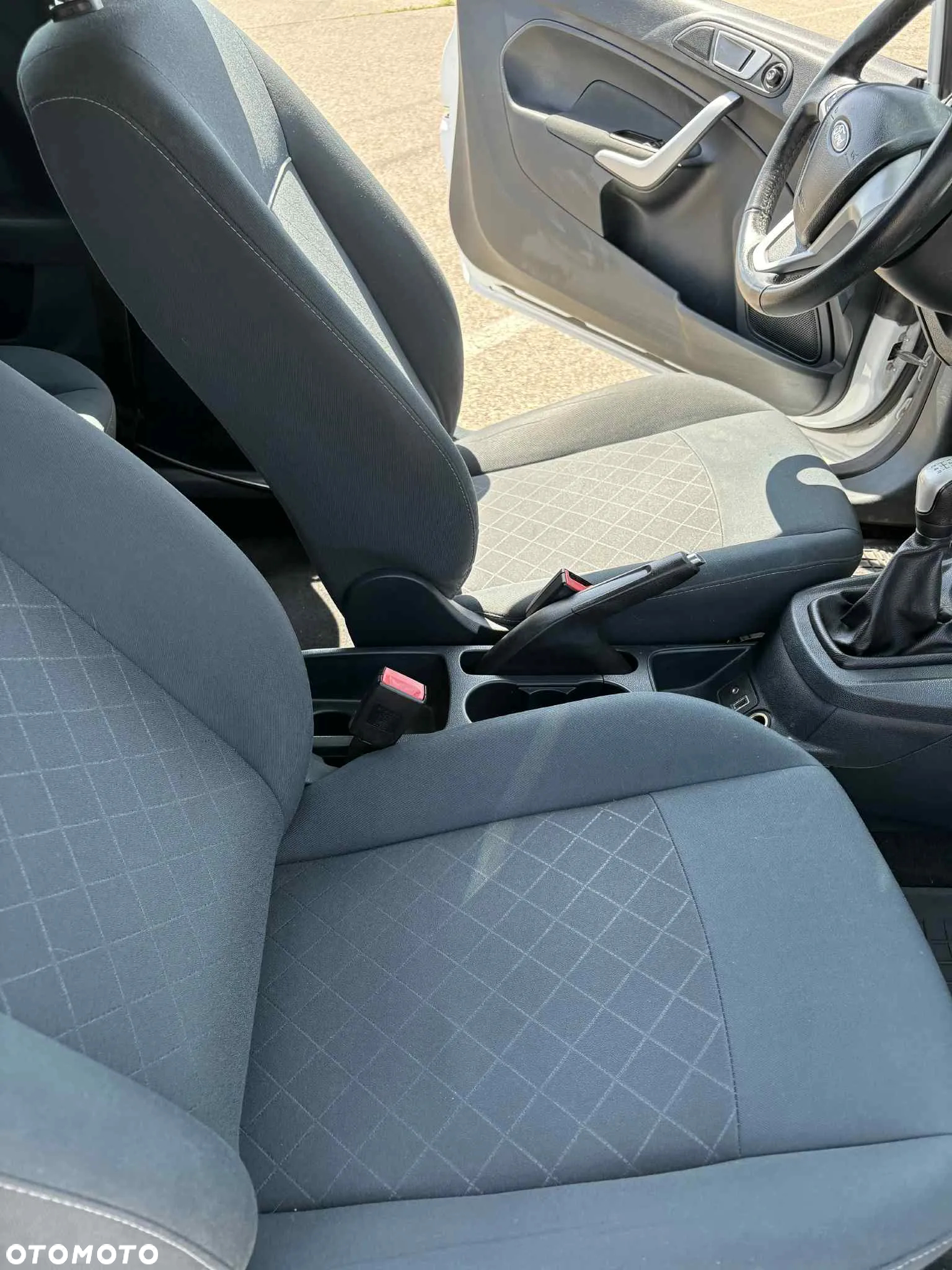 Ford Fiesta 1.25 Ambiente - 11