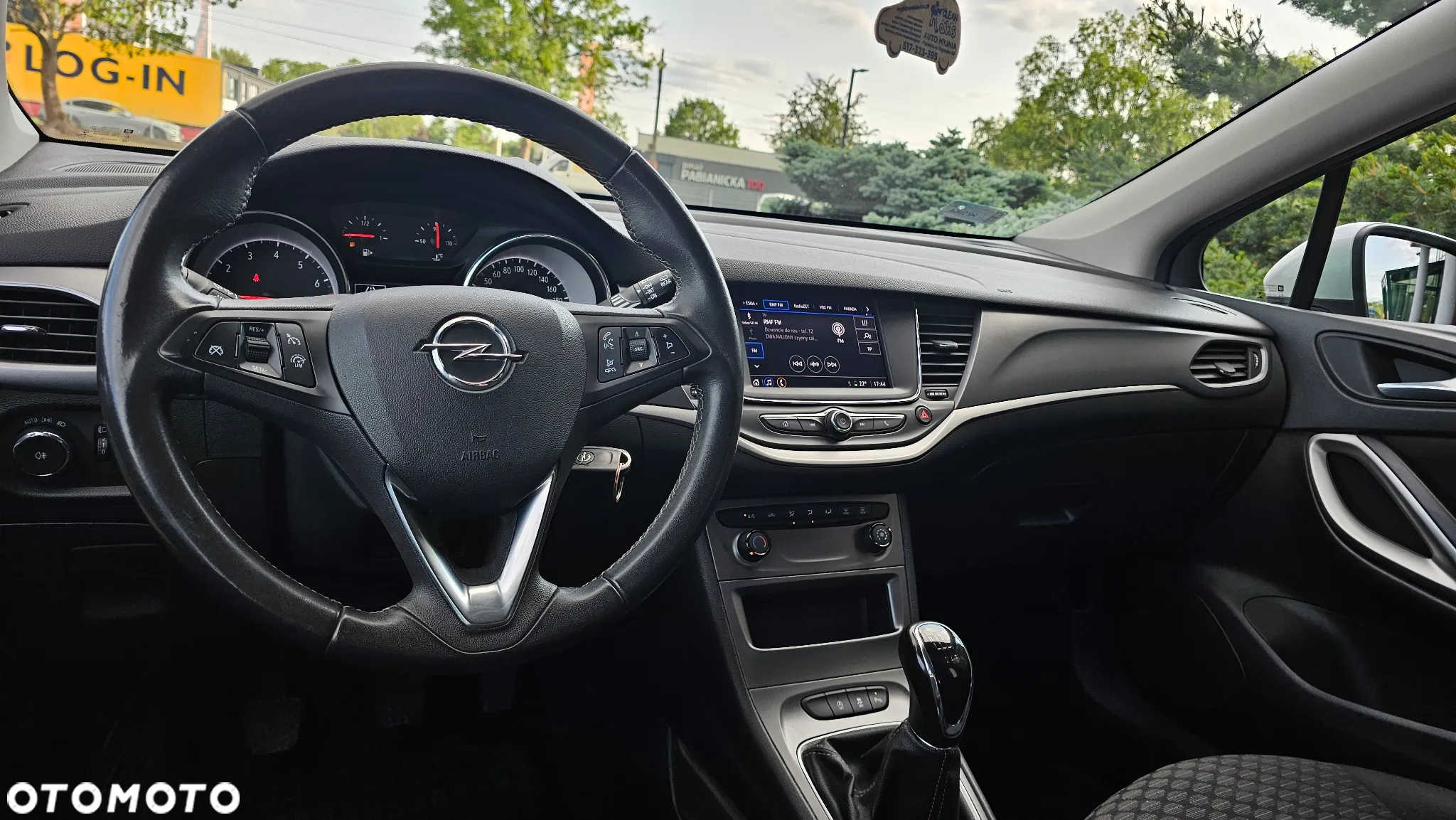 Opel Astra V 1.2 T Edition S&S - 13